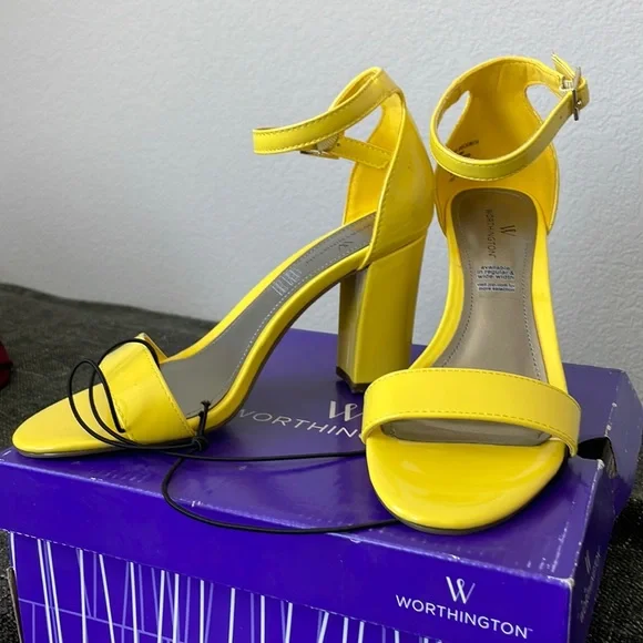 NEW Yellow Heels Size USA